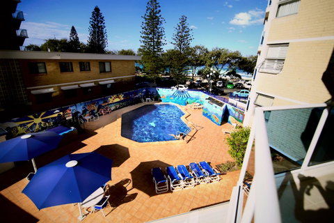 Grosvenor Beachfront Apartments Surfers Paradise - Accommodation Broadbeach 33