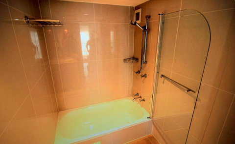 Grosvenor Beachfront Apartments Surfers Paradise - Accommodation Broadbeach 34