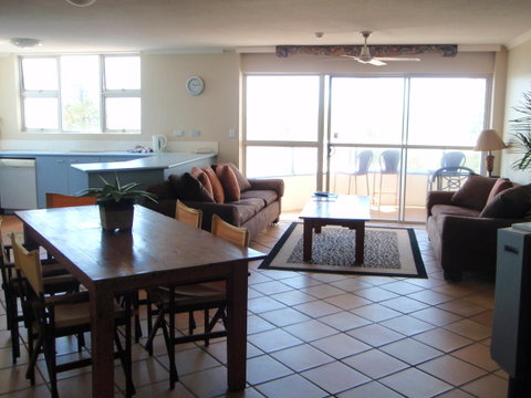 Grosvenor Beachfront Apartments Surfers Paradise - Accommodation Broadbeach 22