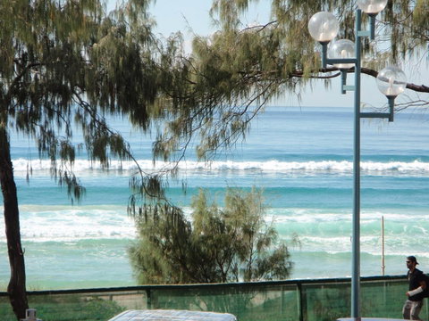 Grosvenor Beachfront Apartments Surfers Paradise - Accommodation Broadbeach 11