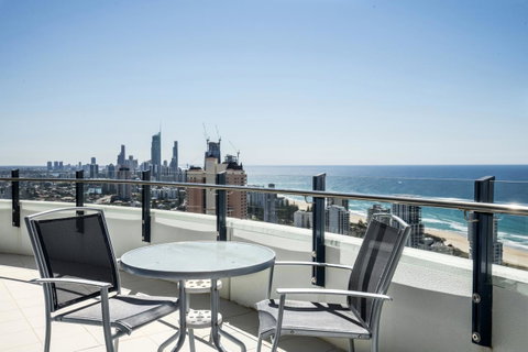 The Wave Resort - Accommodation Broadbeach 8