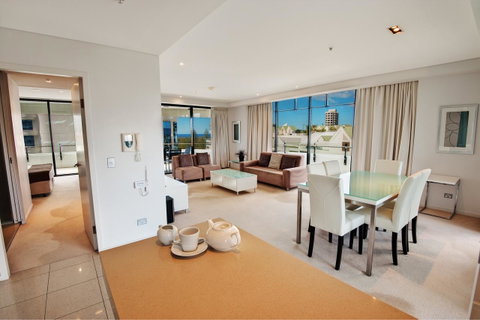 The Wave Resort - Accommodation Broadbeach 43