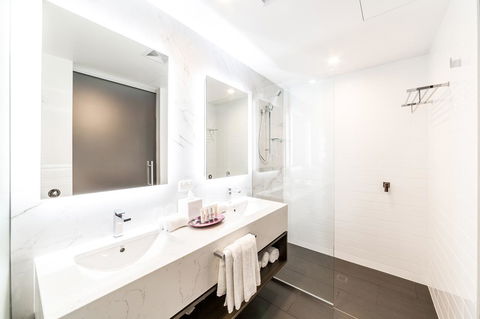 Sage Hotel James Street - Accommodation Broadbeach 10