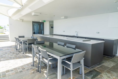 Rhapsody Resort - Official - Accommodation Broadbeach 19