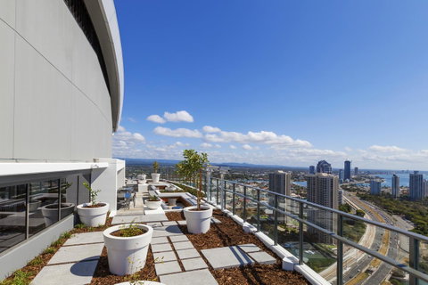 Rhapsody Resort - Official - Accommodation Broadbeach 38
