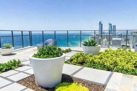 Rhapsody Resort - Official - Accommodation Broadbeach 4