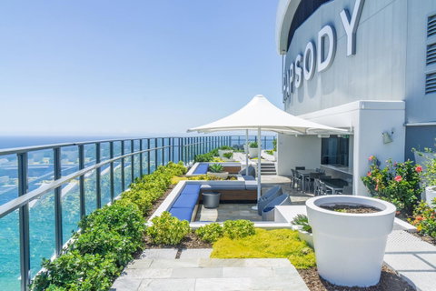 Rhapsody Resort - Official - Accommodation Broadbeach 0