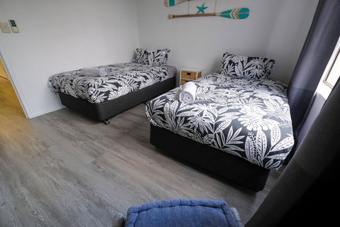 Sanctuary Beach Retreat - Accommodation Broadbeach 2