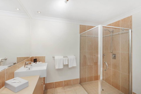 Mantra Aqueous On Port - Accommodation Broadbeach 14