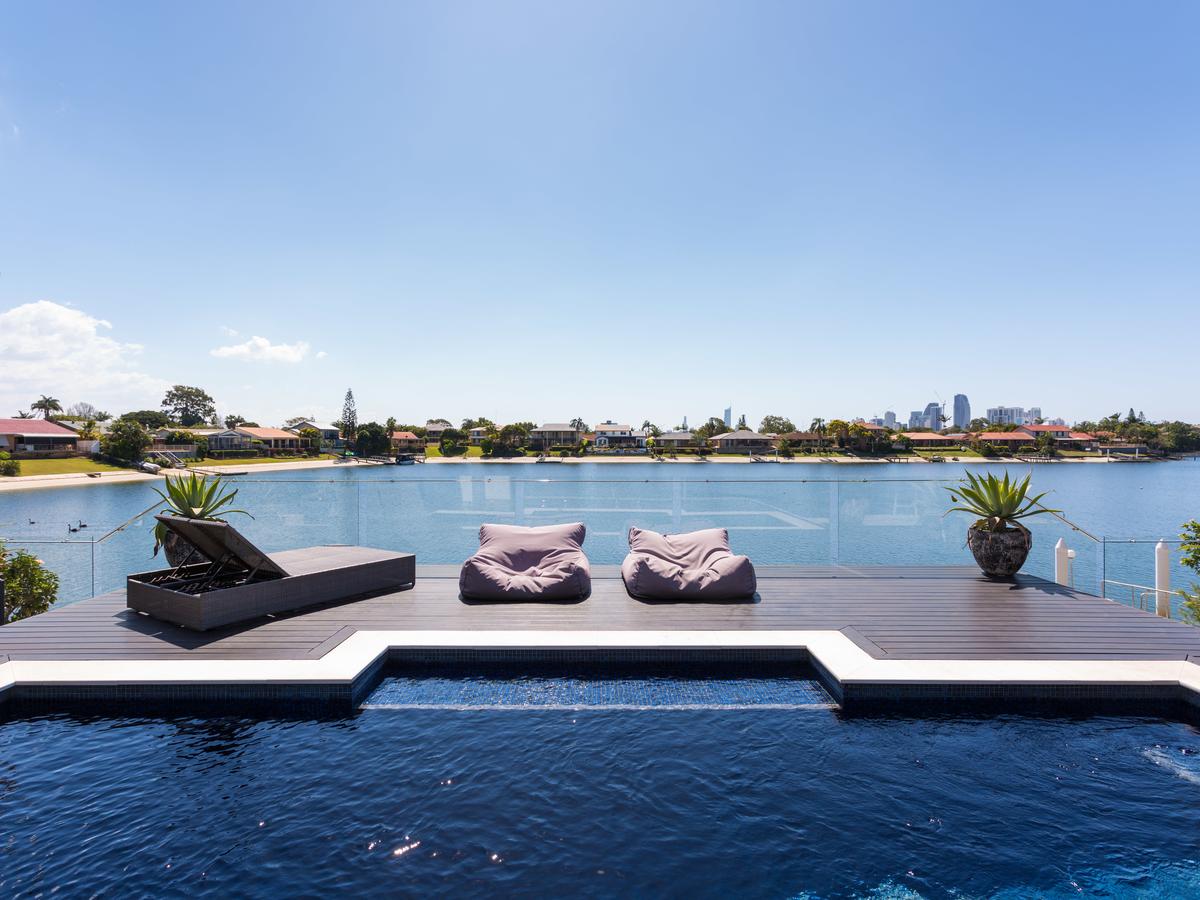 Mermaid Waters QLD Accommodation Broadbeach