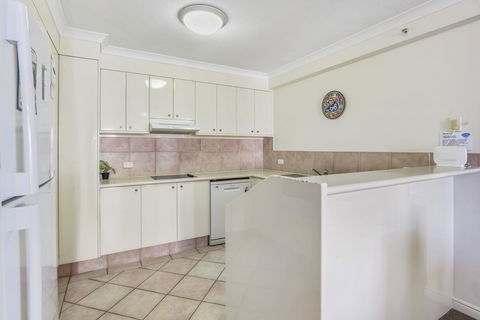 APR Private SUITES MOROC By The Beach - Accommodation Broadbeach 22