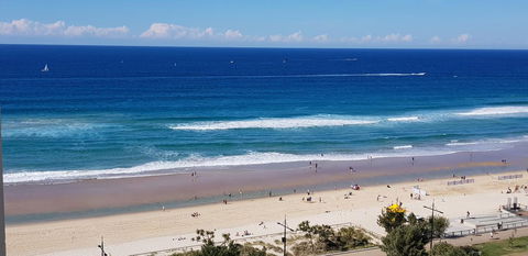 APR Private SUITES MOROC By The Beach - Accommodation Broadbeach 1