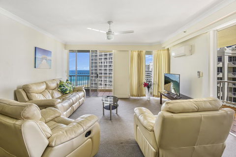 APR Private SUITES MOROC By The Beach - Accommodation Broadbeach 20