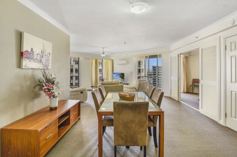 APR Private SUITES MOROC By The Beach - Accommodation Broadbeach 24