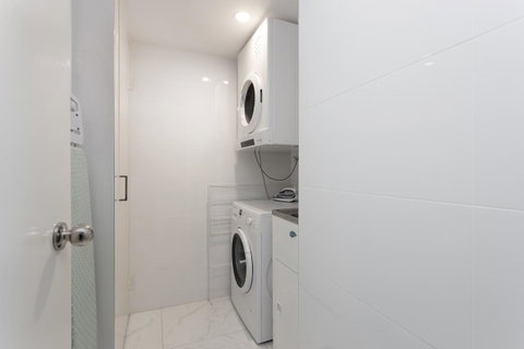 Capricornia Apartments - Accommodation Broadbeach 14