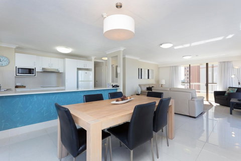 Capricornia Apartments - Accommodation Broadbeach 4