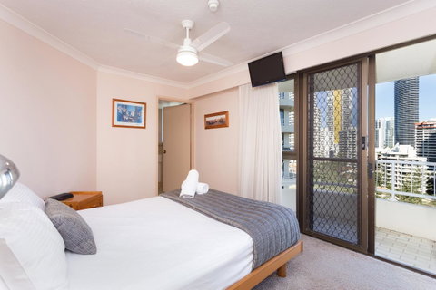 Capricornia Apartments - Accommodation Broadbeach 7