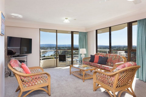 Capricornia Apartments - Accommodation Broadbeach 8