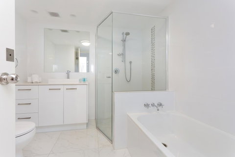 Capricornia Apartments - Accommodation Broadbeach 6