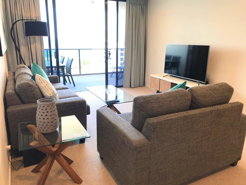Qube Broadbeach Ocean View Apartments - Accommodation Broadbeach 19