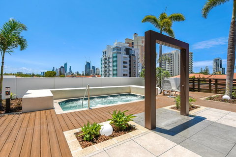 Qube Broadbeach Ocean View Apartments - Accommodation Broadbeach 12