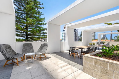 Qube Broadbeach Ocean View Apartments - Accommodation Broadbeach 4