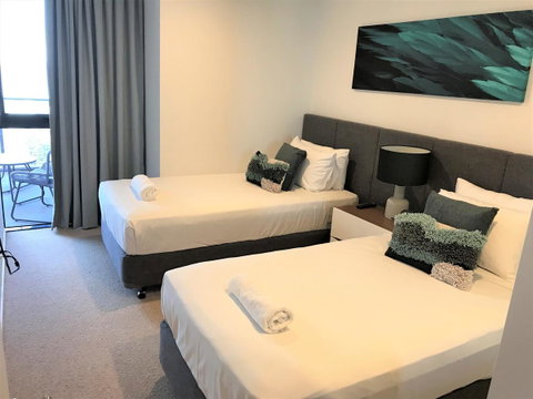 Qube Broadbeach Ocean View Apartments - Accommodation Broadbeach 24
