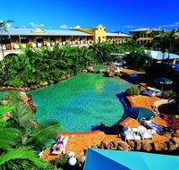 Palm Royale Cairns - Accommodation Broadbeach