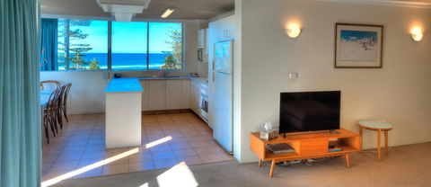 Oceania On Burleigh Beach - Accommodation Broadbeach 2