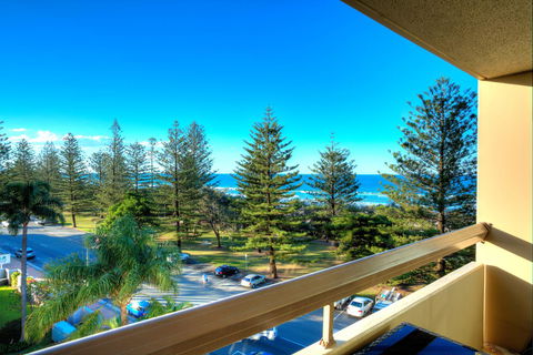 Oceania On Burleigh Beach - Accommodation Broadbeach 0