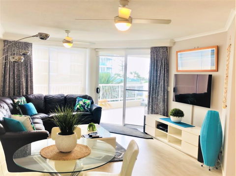Kirra Beach Apartments - Accommodation Broadbeach 3