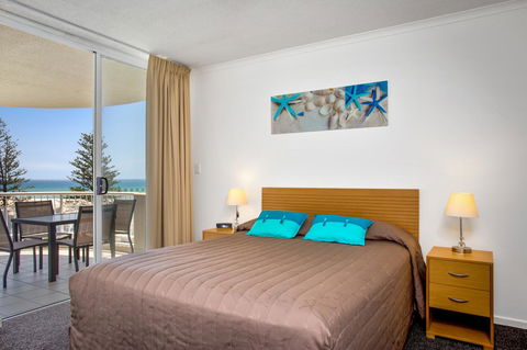 Kirra Beach Apartments - Accommodation Broadbeach 25