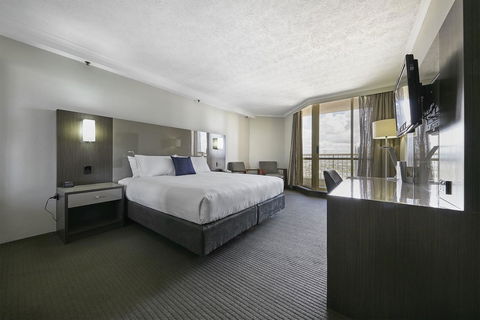 Novotel Surfers Paradise - Accommodation Broadbeach 6