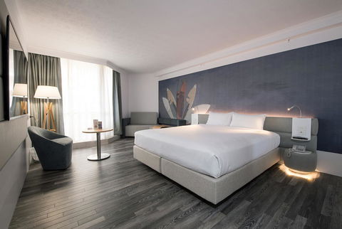 Novotel Surfers Paradise - Accommodation Broadbeach 9