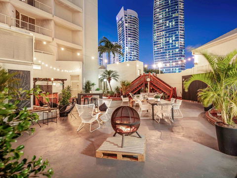 Novotel Surfers Paradise - Accommodation Broadbeach 0