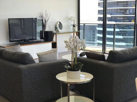 Luxury 3 Bedroom In Heart Of Broadbeach - Accommodation Broadbeach 18