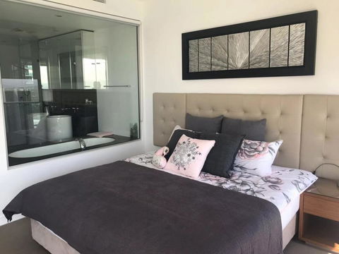 Luxury 3 Bedroom In Heart Of Broadbeach - Accommodation Broadbeach 16