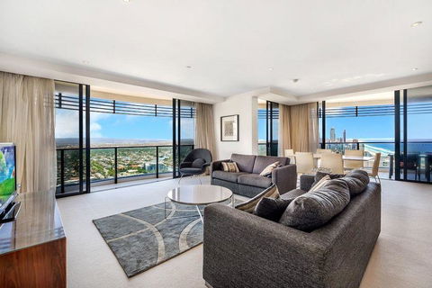 Luxury 3 Bedroom In Heart Of Broadbeach - Accommodation Broadbeach 0