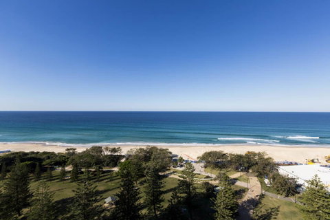 South Pacific Plaza - Official - Accommodation Broadbeach 7