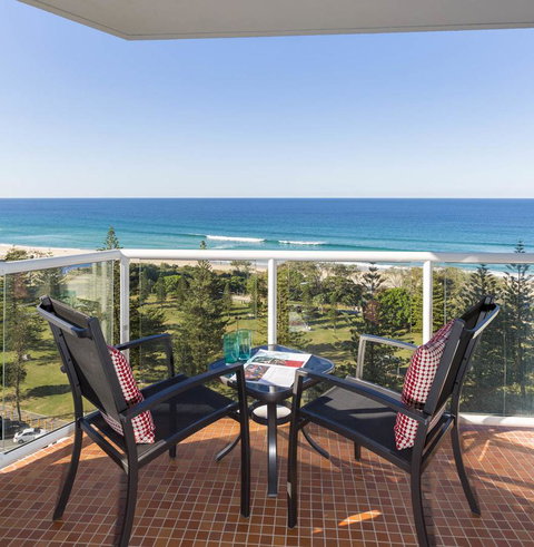 South Pacific Plaza - Official - Accommodation Broadbeach 4