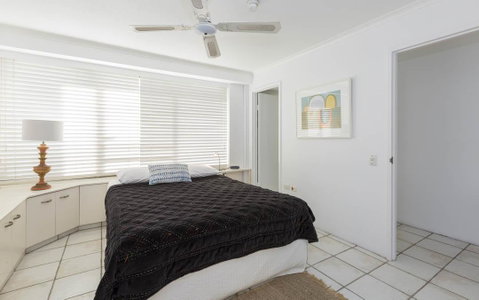 South Pacific Plaza - Official - Accommodation Broadbeach 31