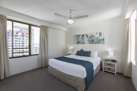 South Pacific Plaza - Official - Accommodation Broadbeach 10