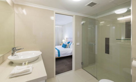 South Pacific Plaza - Official - Accommodation Broadbeach 39