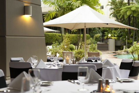 Novotel Cairns Oasis Resort - Accommodation Broadbeach 40