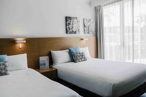 Novotel Cairns Oasis Resort - Accommodation Broadbeach 25