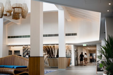 Novotel Cairns Oasis Resort - Accommodation Broadbeach 11
