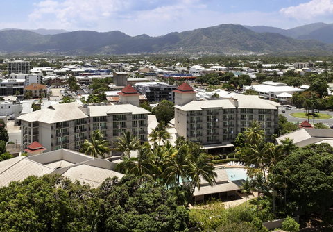 Novotel Cairns Oasis Resort - Accommodation Broadbeach 38