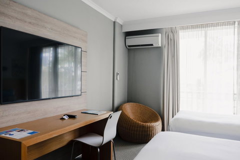 Novotel Cairns Oasis Resort - Accommodation Broadbeach 26