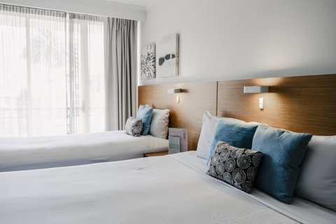Novotel Cairns Oasis Resort - Accommodation Broadbeach 23