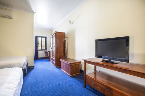 Nightcap At Atherton Hotel - Accommodation Broadbeach 13